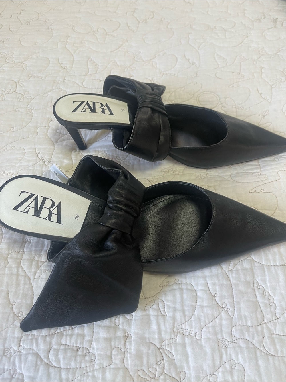 Zara Black Pointed Knot Mule Heels